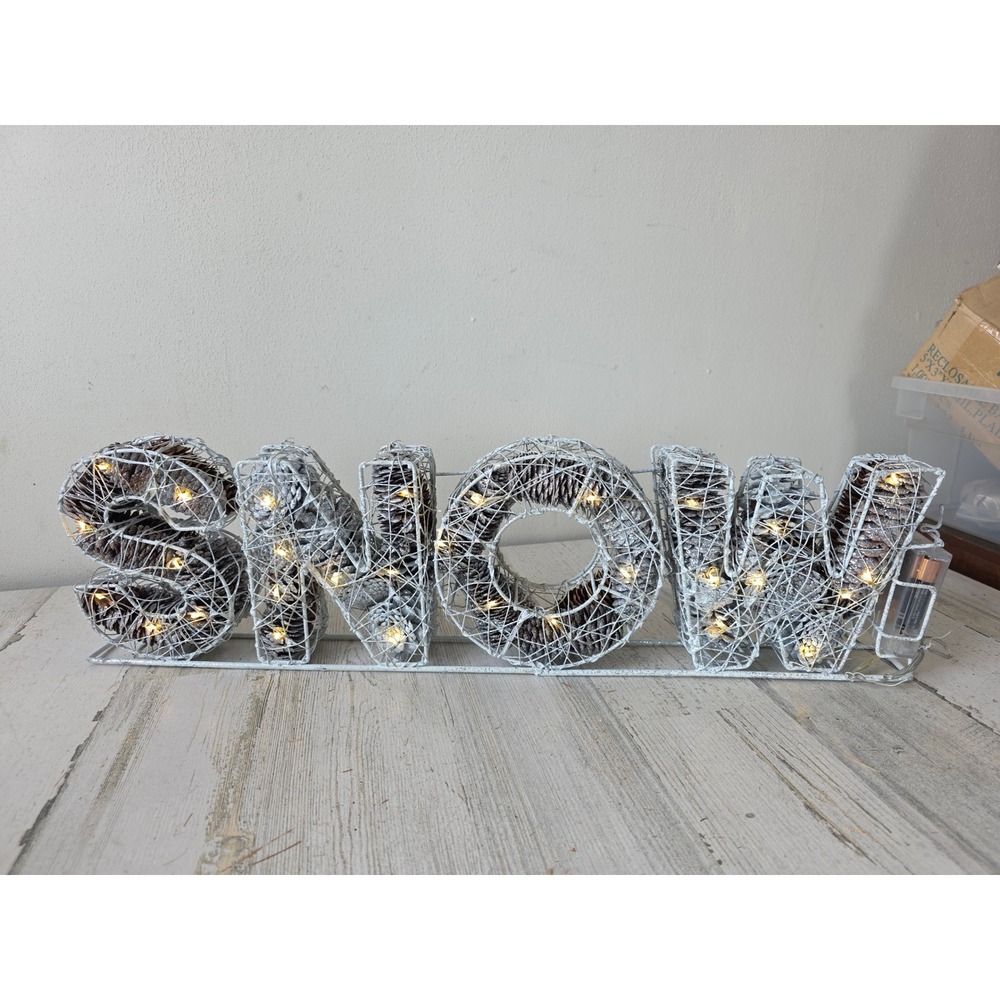 vintage pier 1 Snow light up Xmas decor pine cone silver glitter sparkle